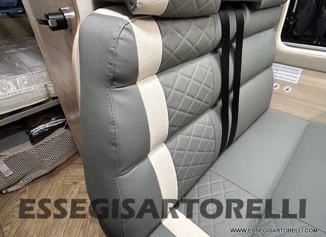 CHAUSSON SPORTLINE V 594 MAX DOPPIO MATRIMONIALE IN CODA 2026 SERIE VAN 599 CM pieno