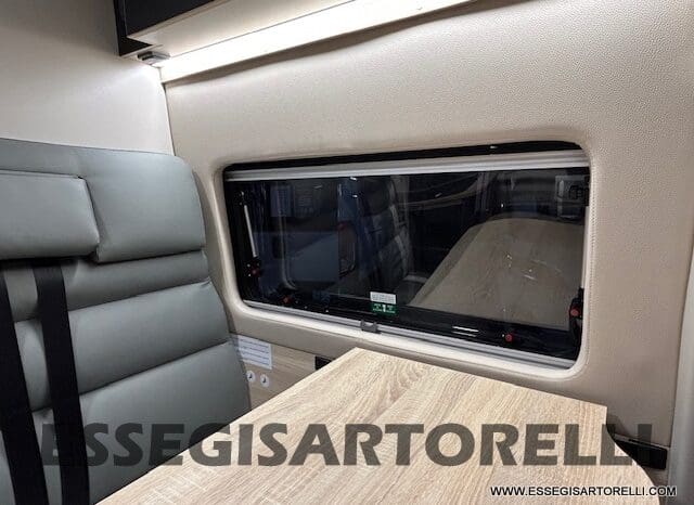 CHAUSSON SPORTLINE V 594 MAX DOPPIO MATRIMONIALE IN CODA 2026 SERIE VAN 599 CM pieno