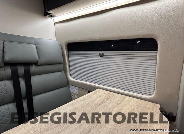 CHAUSSON SPORTLINE V 594 MAX DOPPIO MATRIMONIALE IN CODA 2026 SERIE VAN 599 CM pieno