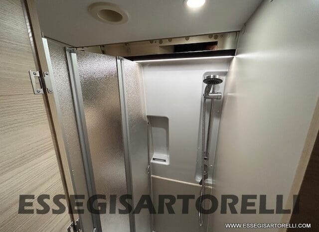 CHAUSSON SPORTLINE V 594 MAX DOPPIO MATRIMONIALE IN CODA 2026 SERIE VAN 599 CM pieno