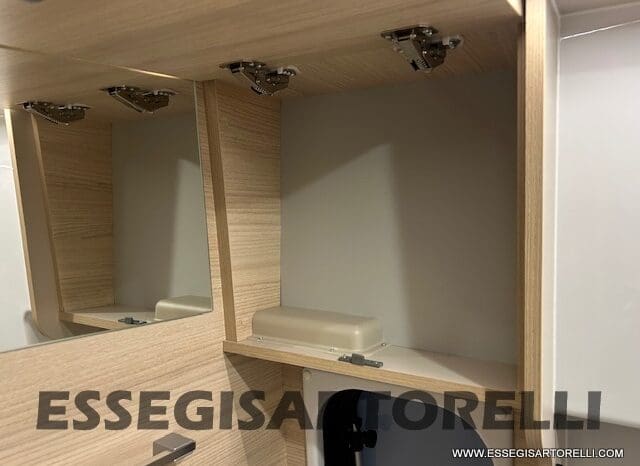CHAUSSON SPORTLINE V 594 MAX DOPPIO MATRIMONIALE IN CODA 2026 SERIE VAN 599 CM pieno
