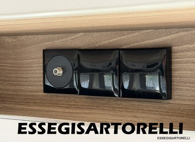 CARAVAN BURSTNER PREMIO 495 TK UNIPROPRIETARIO 2018 6 POSTI FRIGO MAXI pieno