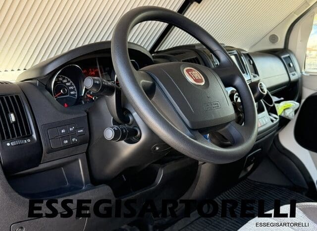 ADRIA CORAL XL PLUS A 670 SP 2018 UNIPRORPIETARIO GARAGE WEBASTO KM 22.253 pieno