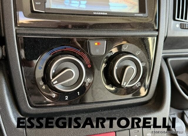 ADRIA CORAL XL PLUS A 670 SP 2018 UNIPRORPIETARIO GARAGE WEBASTO KM 22.253 pieno