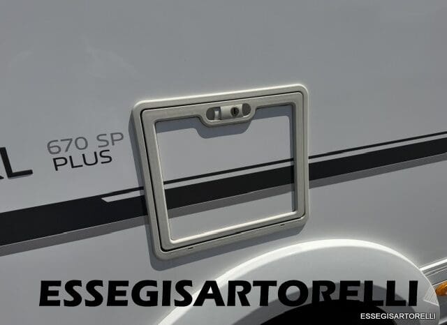 ADRIA CORAL XL PLUS A 670 SP 2018 UNIPRORPIETARIO GARAGE WEBASTO KM 22.253 pieno