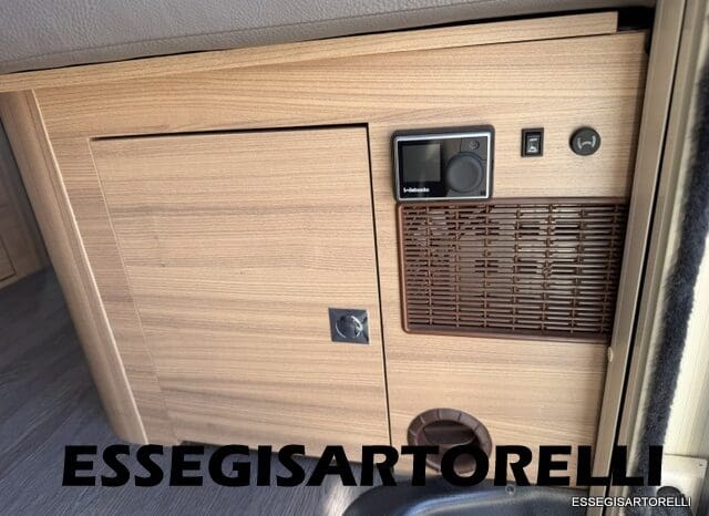 ADRIA CORAL XL PLUS A 670 SP 2018 UNIPRORPIETARIO GARAGE WEBASTO KM 22.253 pieno