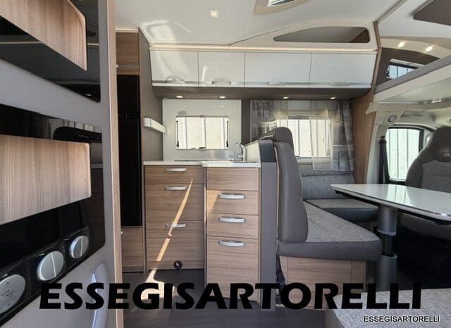 ADRIA CORAL XL PLUS A 670 SP 2018 UNIPRORPIETARIO GARAGE WEBASTO KM 22.253 pieno