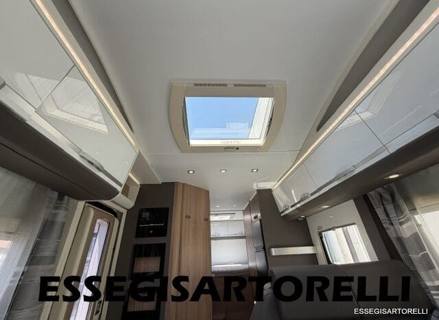 ADRIA CORAL XL PLUS A 670 SP 2018 UNIPRORPIETARIO GARAGE WEBASTO KM 22.253 pieno