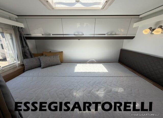 ADRIA CORAL XL PLUS A 670 SP 2018 UNIPRORPIETARIO GARAGE WEBASTO KM 22.253 pieno