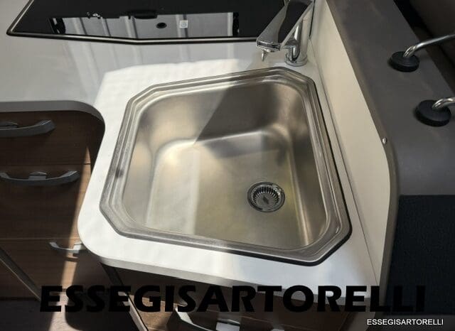 ADRIA CORAL XL PLUS A 670 SP 2018 UNIPRORPIETARIO GARAGE WEBASTO KM 22.253 pieno