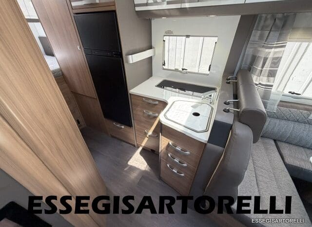 ADRIA CORAL XL PLUS A 670 SP 2018 UNIPRORPIETARIO GARAGE WEBASTO KM 22.253 pieno