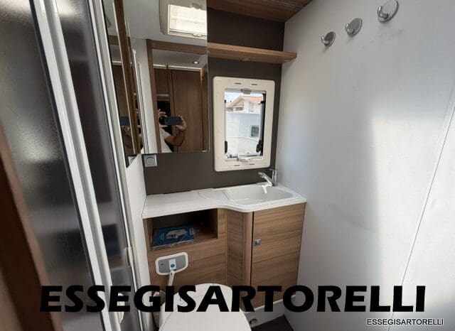 ADRIA CORAL XL PLUS A 670 SP 2018 UNIPRORPIETARIO GARAGE WEBASTO KM 22.253 pieno