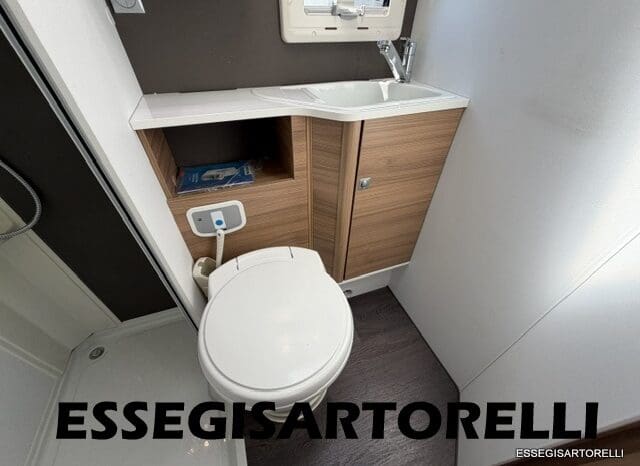 ADRIA CORAL XL PLUS A 670 SP 2018 UNIPRORPIETARIO GARAGE WEBASTO KM 22.253 pieno