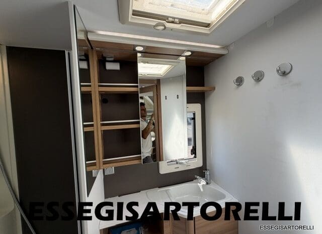 ADRIA CORAL XL PLUS A 670 SP 2018 UNIPRORPIETARIO GARAGE WEBASTO KM 22.253 pieno