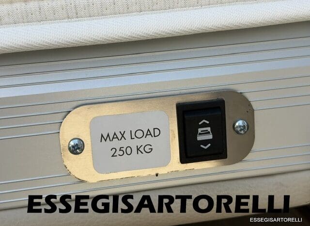 CHAUSSON ROADLINE PREMIUM V 690 VAN 636 UNIPRORPIETARIO 2021 KM 19.391 pieno