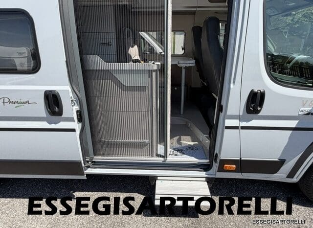 CHAUSSON ROADLINE PREMIUM V 690 VAN 636 UNIPRORPIETARIO 2021 KM 19.391 pieno