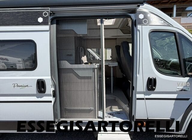 CHAUSSON ROADLINE PREMIUM V 690 VAN 636 UNIPRORPIETARIO 2021 KM 19.391 pieno
