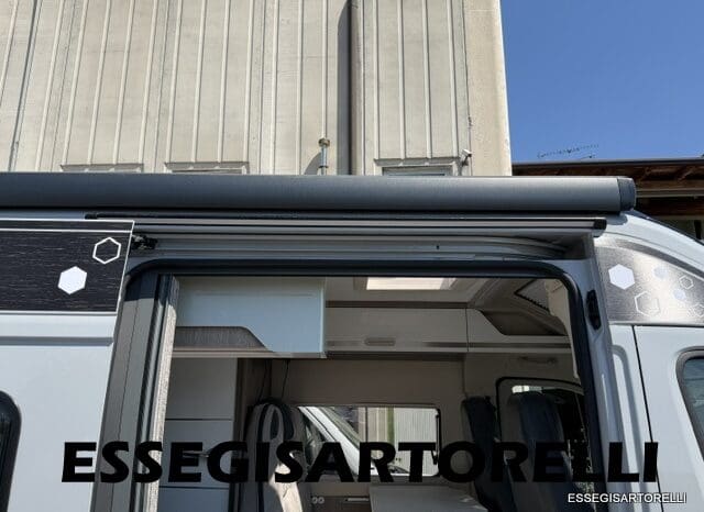 CHAUSSON ROADLINE PREMIUM V 690 VAN 636 UNIPRORPIETARIO 2021 KM 19.391 pieno