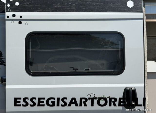 CHAUSSON ROADLINE PREMIUM V 690 VAN 636 UNIPRORPIETARIO 2021 KM 19.391 pieno