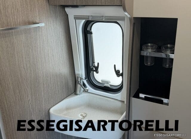 CHAUSSON ROADLINE PREMIUM V 690 VAN 636 UNIPRORPIETARIO 2021 KM 19.391 pieno