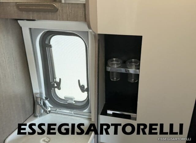 CHAUSSON ROADLINE PREMIUM V 690 VAN 636 UNIPRORPIETARIO 2021 KM 19.391 pieno