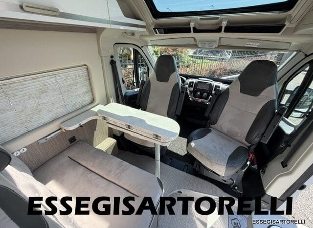 CHAUSSON ROADLINE PREMIUM V 690 VAN 636 UNIPRORPIETARIO 2021 KM 19.391 pieno