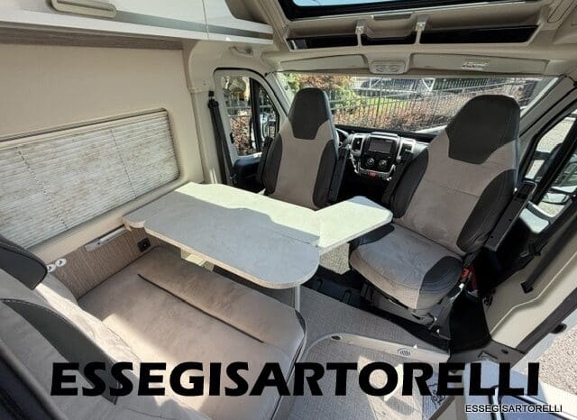 CHAUSSON ROADLINE PREMIUM V 690 VAN 636 UNIPRORPIETARIO 2021 KM 19.391 pieno