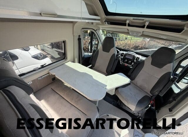 CHAUSSON ROADLINE PREMIUM V 690 VAN 636 UNIPRORPIETARIO 2021 KM 19.391 pieno