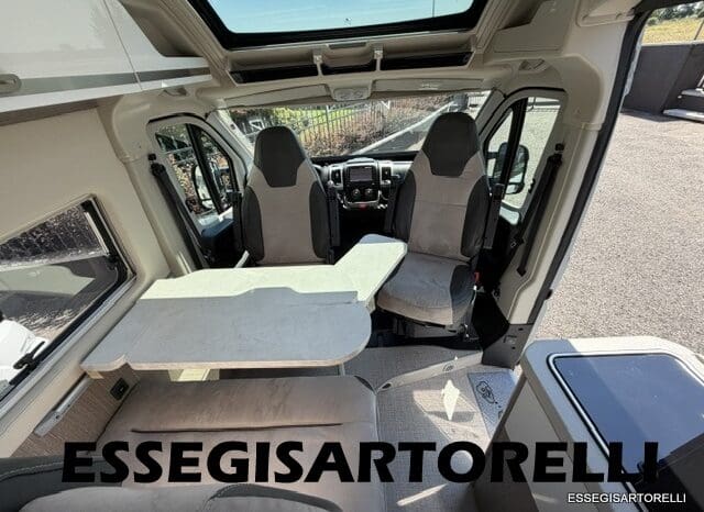 CHAUSSON ROADLINE PREMIUM V 690 VAN 636 UNIPRORPIETARIO 2021 KM 19.391 pieno