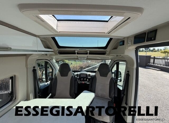 CHAUSSON ROADLINE PREMIUM V 690 VAN 636 UNIPRORPIETARIO 2021 KM 19.391 pieno