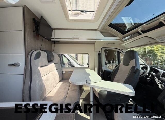CHAUSSON ROADLINE PREMIUM V 690 VAN 636 UNIPRORPIETARIO 2021 KM 19.391 pieno