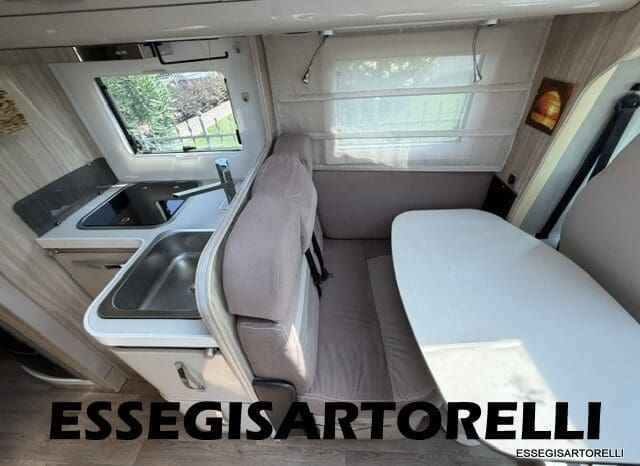 ROLLER TEAM GRANDUCA 265 P GARAGE 2015 FULL LETTO NAUTICO DOPPIO CLIMA pieno