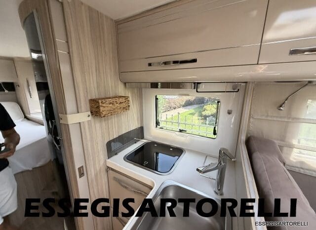 ROLLER TEAM GRANDUCA 265 P GARAGE 2015 FULL LETTO NAUTICO DOPPIO CLIMA pieno