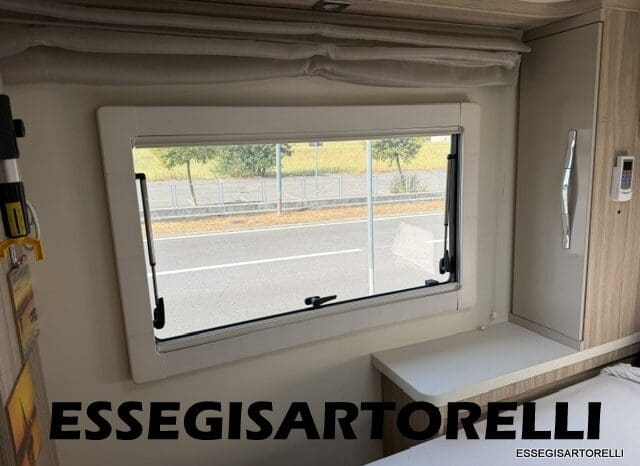 ROLLER TEAM GRANDUCA 265 P GARAGE 2015 FULL LETTO NAUTICO DOPPIO CLIMA pieno