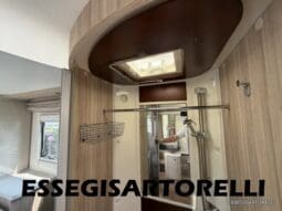 ROLLER TEAM GRANDUCA 265 P GARAGE 2015 FULL LETTO NAUTICO DOPPIO CLIMA pieno