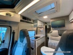 CHAUSSON ROADLINE PREMIUM V 690 VAN 636 UNIPROPRIETARIO 2021 KM 19.391 pieno