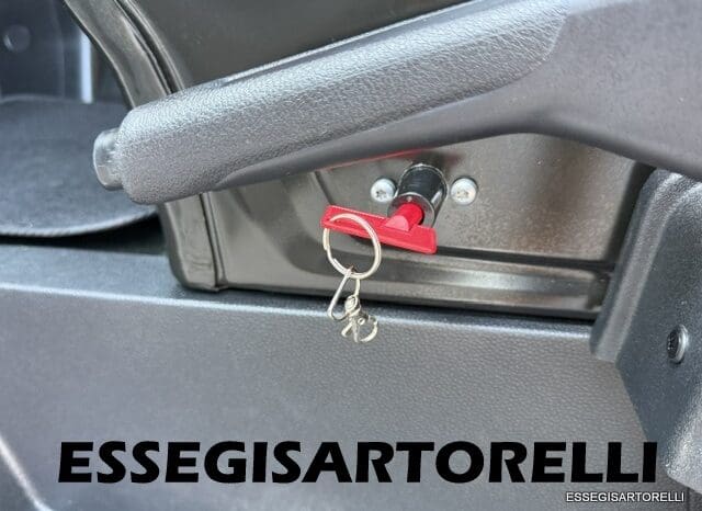 CHAUSSON FLASH 634 2018 SEMINTEGRALE BASCULANTE 5 POSTI KM 18.415 UNIPROPRIETARIO 636 CM pieno