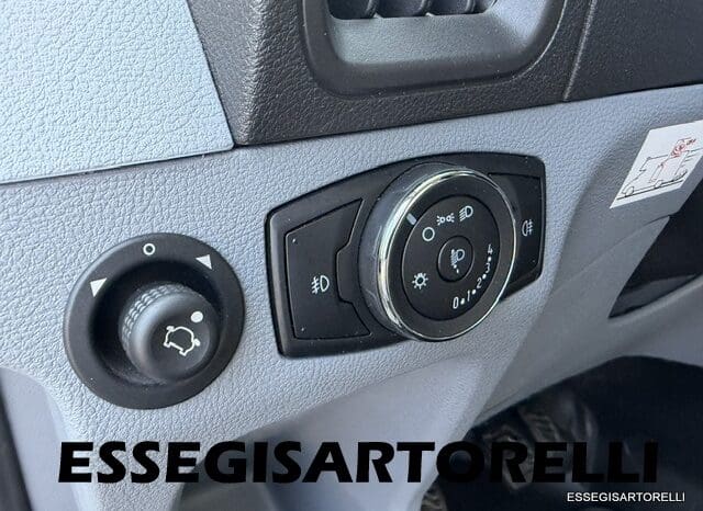 CHAUSSON FLASH 634 2018 SEMINTEGRALE BASCULANTE 5 POSTI KM 18.415 UNIPROPRIETARIO 636 CM pieno