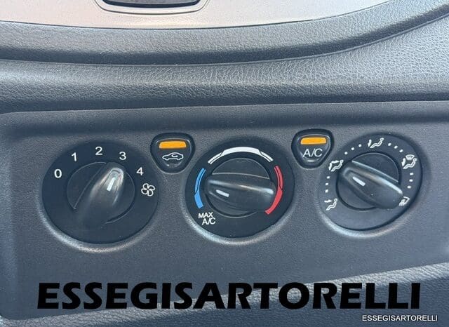 CHAUSSON FLASH 634 2018 SEMINTEGRALE BASCULANTE 5 POSTI KM 18.415 UNIPROPRIETARIO 636 CM pieno