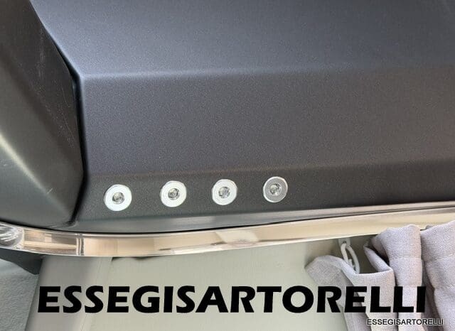CHAUSSON FLASH 634 2018 SEMINTEGRALE BASCULANTE 5 POSTI KM 18.415 UNIPROPRIETARIO 636 CM pieno