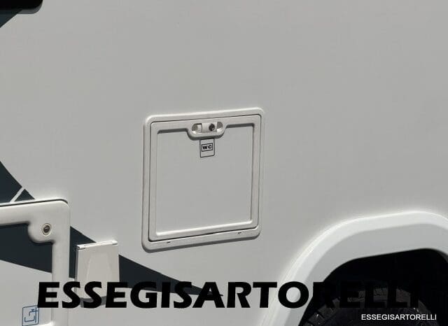 CHAUSSON FLASH 634 2018 SEMINTEGRALE BASCULANTE 5 POSTI KM 18.415 UNIPROPRIETARIO 636 CM pieno