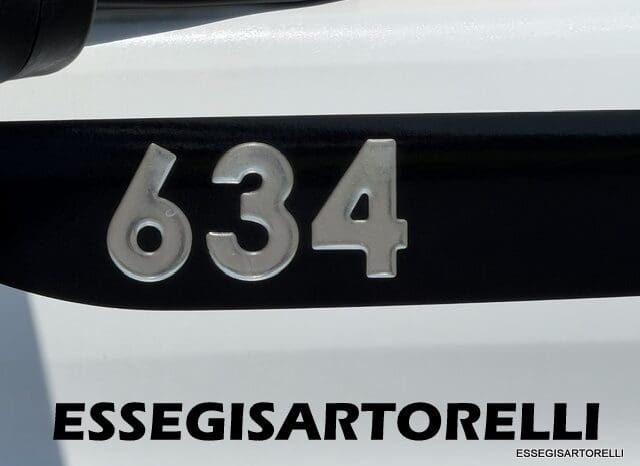CHAUSSON FLASH 634 2018 SEMINTEGRALE BASCULANTE 5 POSTI KM 18.415 UNIPROPRIETARIO 636 CM pieno
