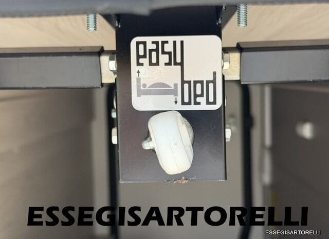 CHAUSSON FLASH 634 2018 SEMINTEGRALE BASCULANTE 5 POSTI KM 18.415 UNIPROPRIETARIO 636 CM pieno