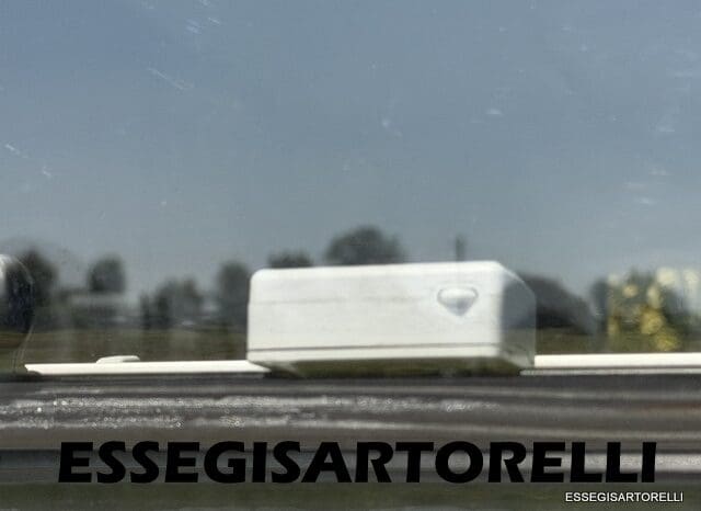 CHAUSSON FLASH 634 2018 SEMINTEGRALE BASCULANTE 5 POSTI KM 18.415 UNIPROPRIETARIO 636 CM pieno
