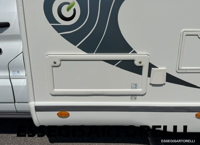 CHAUSSON FLASH 634 2018 SEMINTEGRALE BASCULANTE 5 POSTI KM 18.415 UNIPROPRIETARIO 636 CM pieno