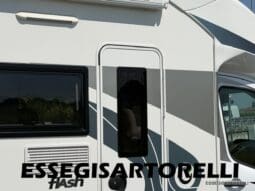CHAUSSON FLASH 634 2018 SEMINTEGRALE BASCULANTE 5 POSTI KM 18.415 UNIPROPRIETARIO 636 CM pieno