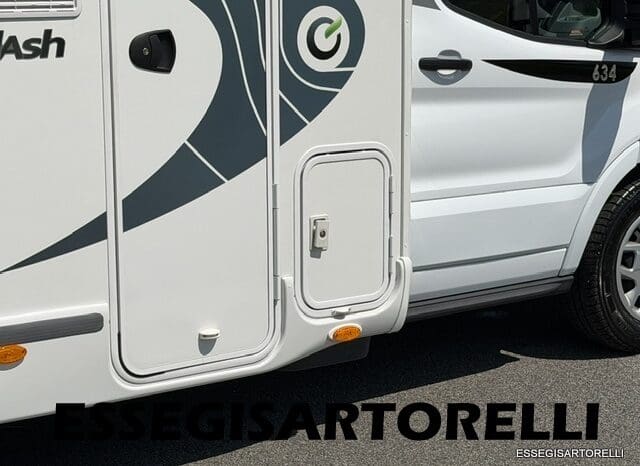 CHAUSSON FLASH 634 2018 SEMINTEGRALE BASCULANTE 5 POSTI KM 18.415 UNIPROPRIETARIO 636 CM pieno