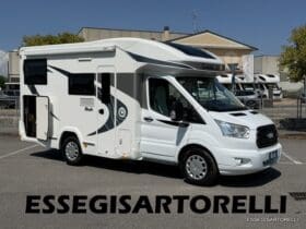 CHAUSSON FLASH 634 2018 SEMINTEGRALE BASCULANTE 5 POSTI KM 18.415 UNIPROPRIETARIO 636 CM