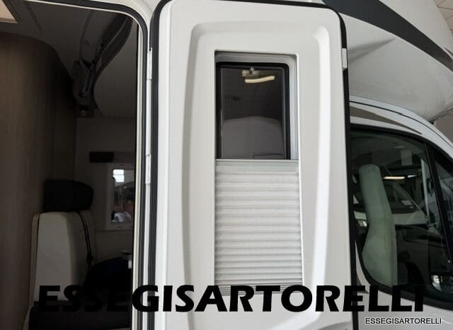 CHAUSSON FLASH 634 2018 SEMINTEGRALE BASCULANTE 5 POSTI KM 18.415 UNIPROPRIETARIO 636 CM pieno