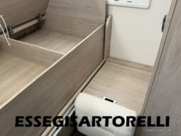 CHAUSSON FLASH 634 2018 SEMINTEGRALE BASCULANTE 5 POSTI KM 18.415 UNIPROPRIETARIO 636 CM pieno